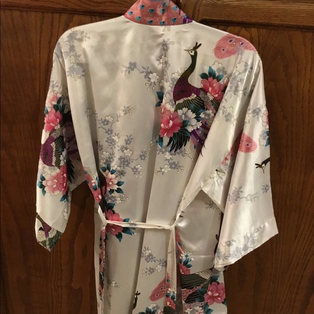 100% Silk Robe